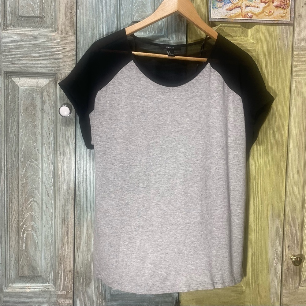 𝅺forever 21 Tee with Sheer Top​